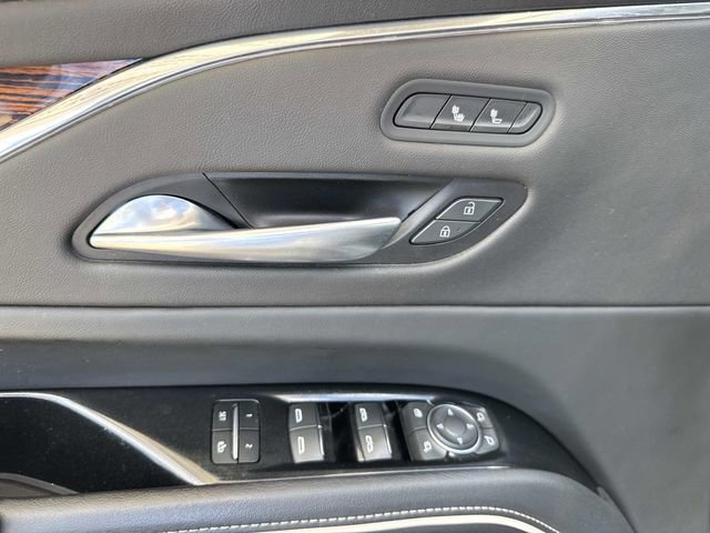Used 2023 Cadillac Escalade ESV Luxury RWD image 20