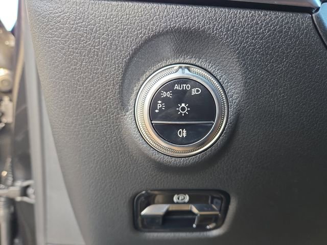 New 2026 Mercedes-Benz C 300 4MATIC Sedan image 18