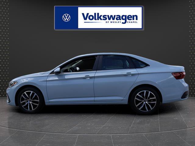 Certified 2026 Volkswagen Jetta SE FWD image 5