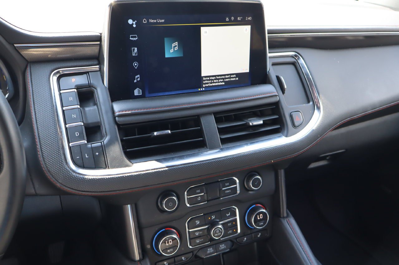 Used 2024 Chevrolet Suburban RST RWD image 7