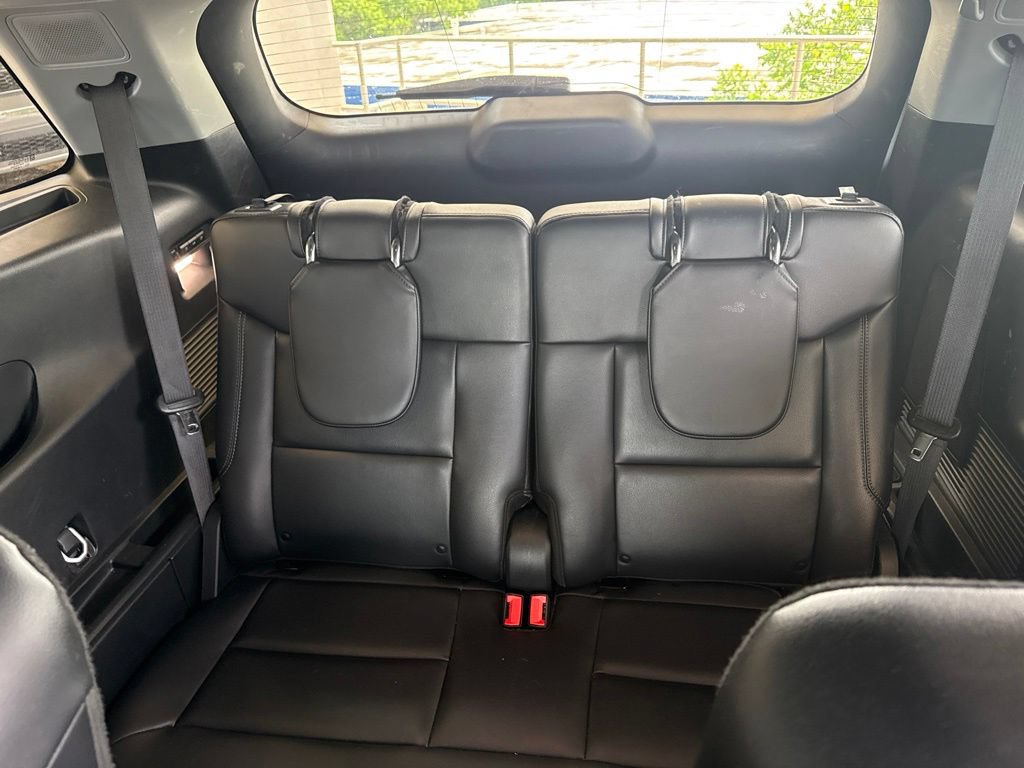 Used 2023 Ford Explorer Limited w/ Limited Technology Package AWD/4WD image 17