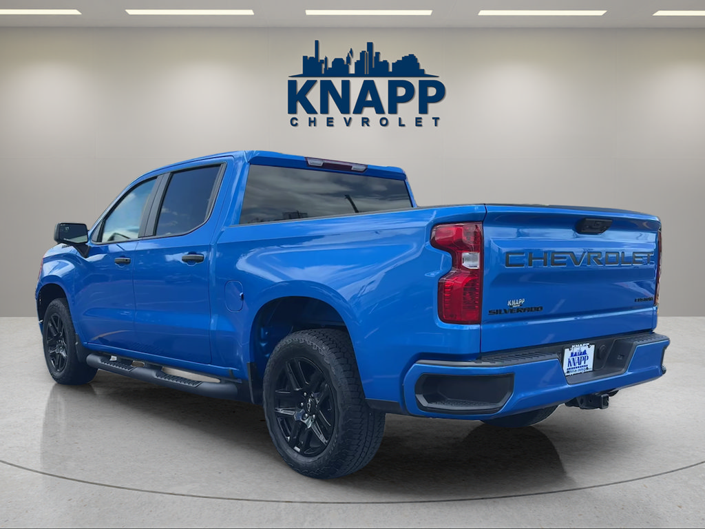 Used 2025 Chevrolet Silverado 1500 Custom w/ Turbomax Blackout Package RWD image 3