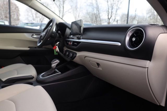 Certified 2023 Kia Forte LXS w/ LXS Technology Package image 35