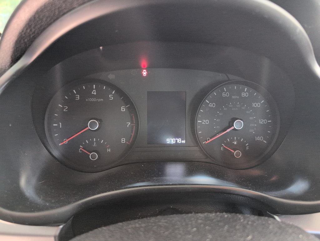 Used 2022 Kia Rio S FWD image 13
