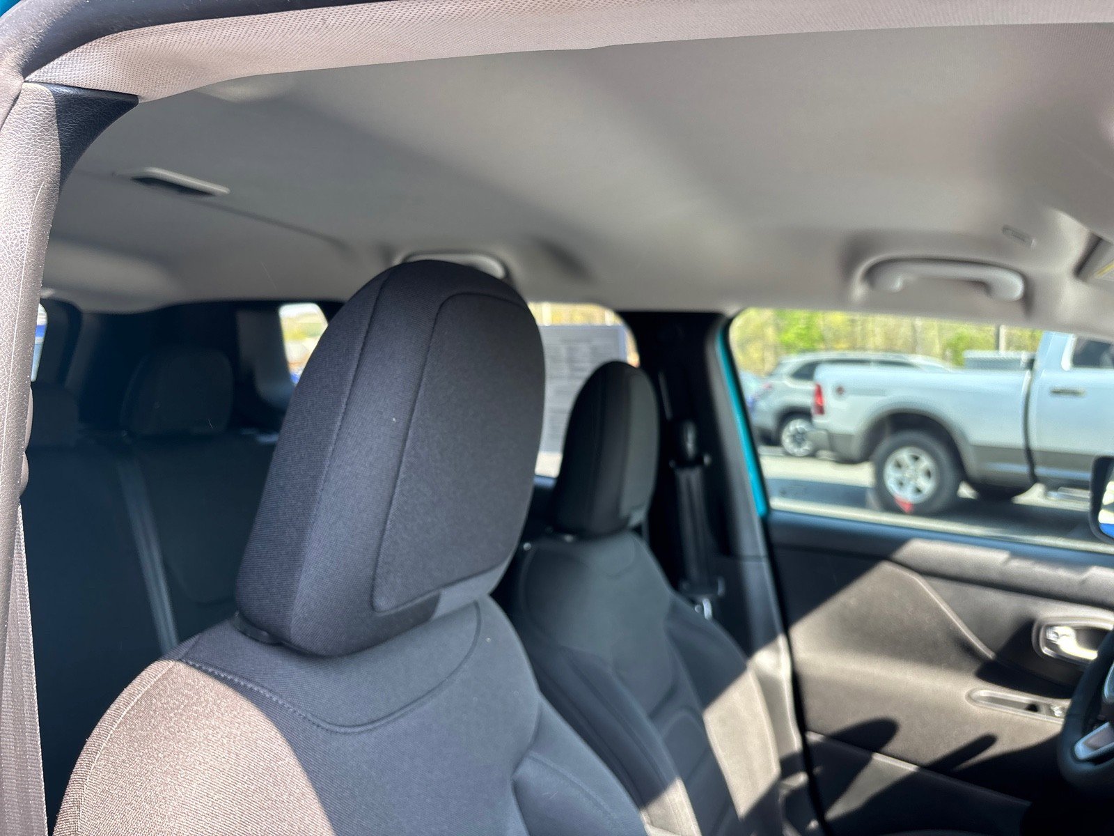 Used 2019 Jeep Renegade Latitude image 46
