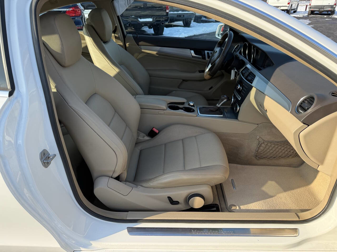Used 2013 Mercedes-Benz C 250 C 250 2dr Coupe image 19