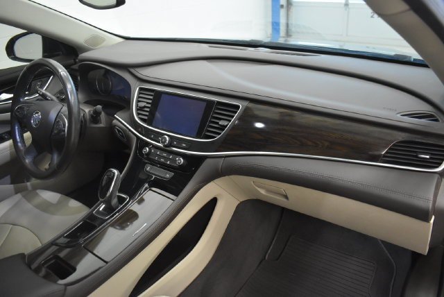 Used 2019 Buick LaCrosse Essence AWD/4WD image 18