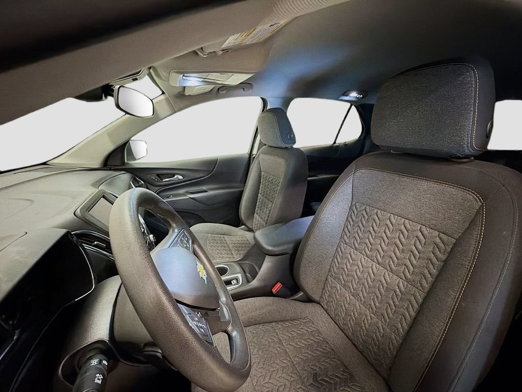 Used 2023 Chevrolet Equinox LT w/ LPO, Floor Liner Package AWD/4WD image 35