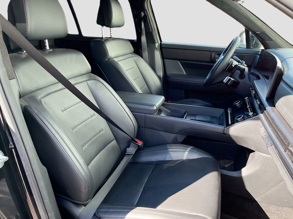 Used 2025 Hyundai Santa Fe Calligraphy image 30
