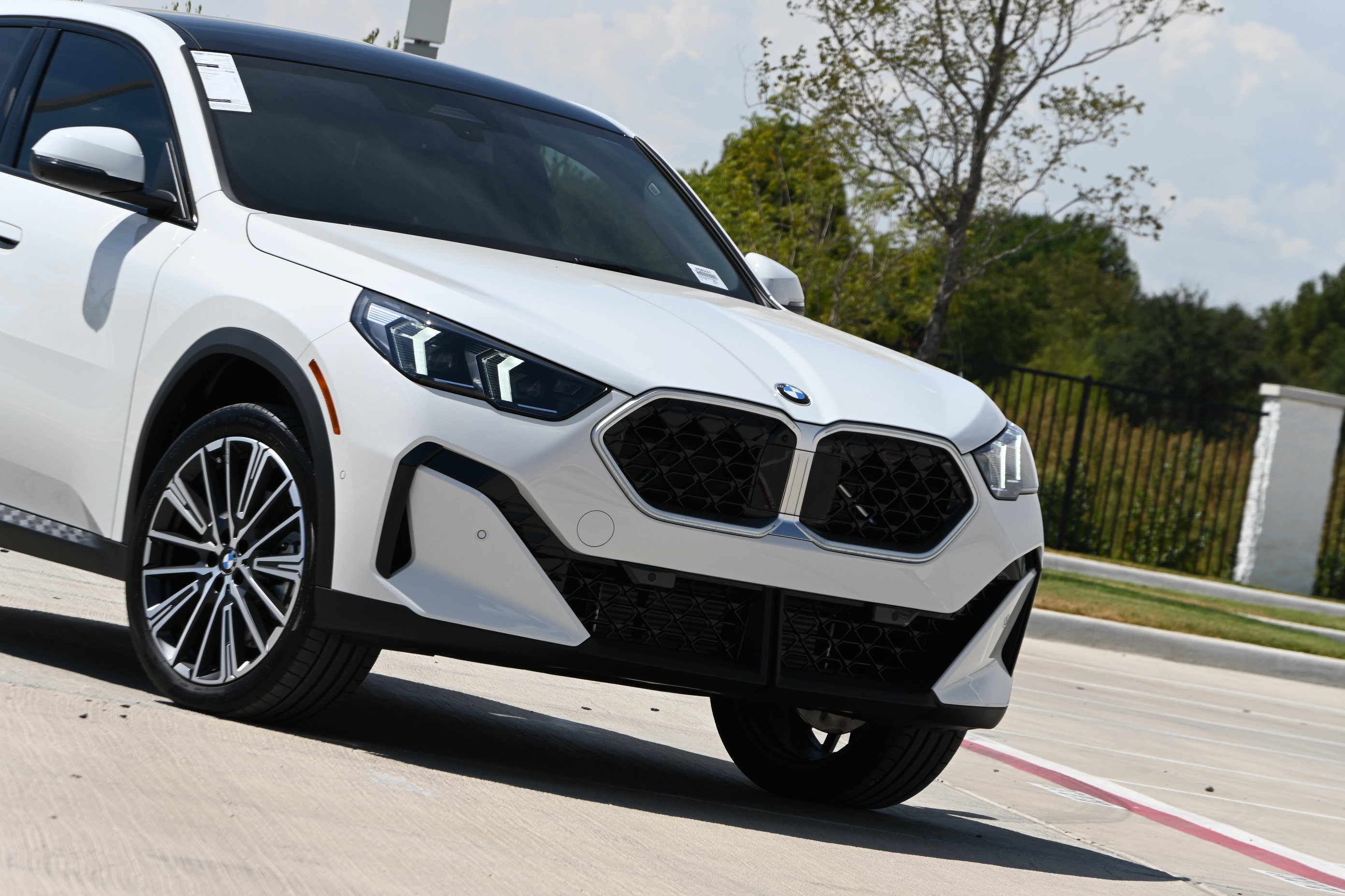 New 2027 BMW X2 xDrive28i AWD/4WD image 32