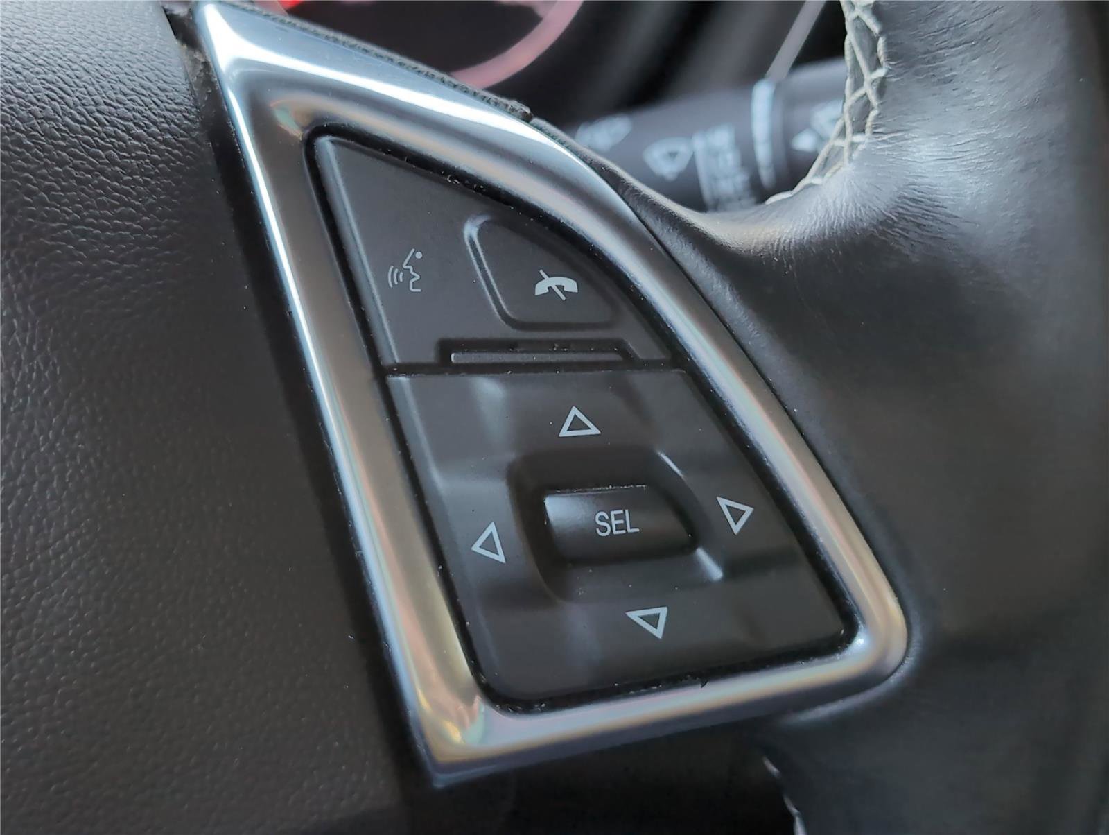 Used 2016 Chevrolet Camaro LT image 21