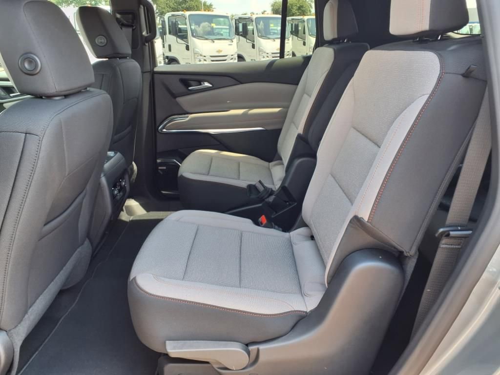 New 2026 Chevrolet Traverse LT w/ Enhanced Driving Package image 7