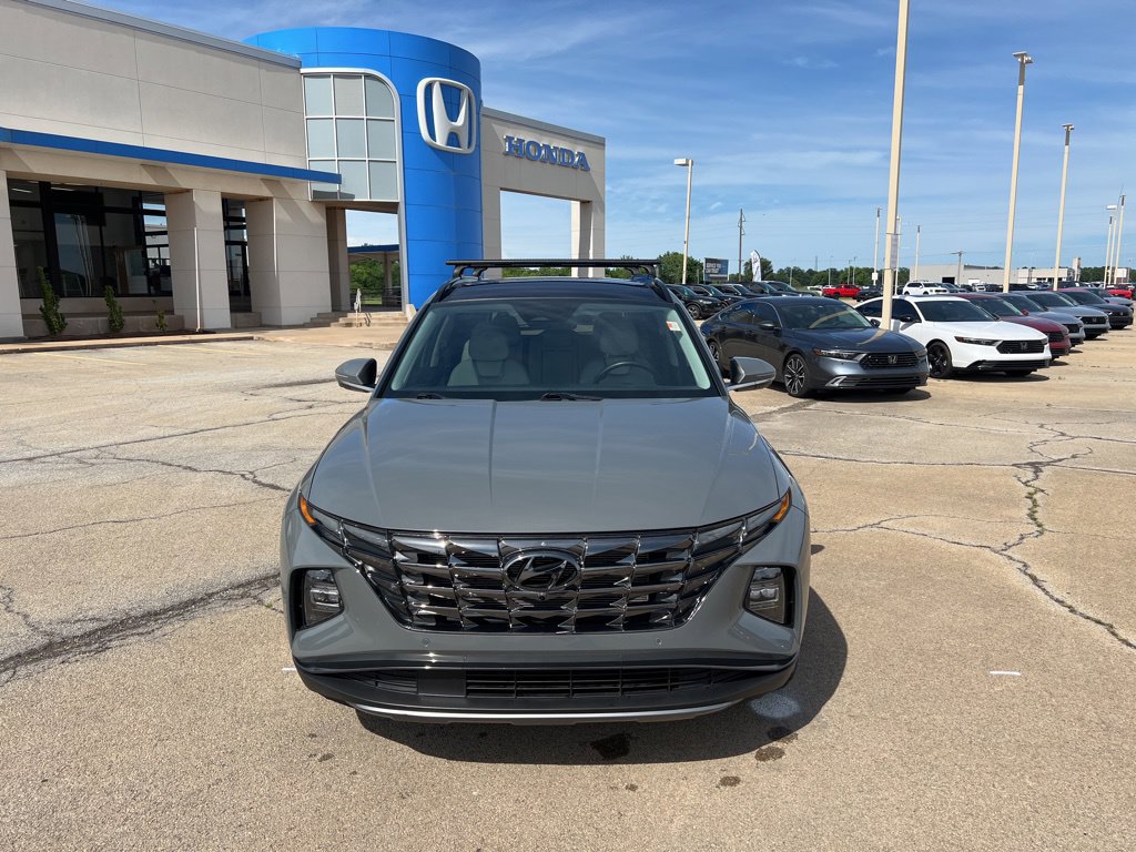 Used 2024 Hyundai Tucson Limited FWD image 2