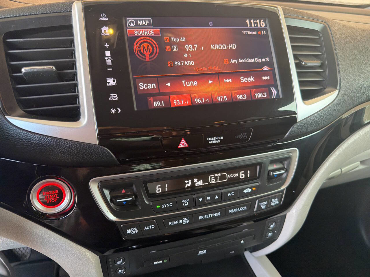 Used 2018 Honda Pilot Elite image 27