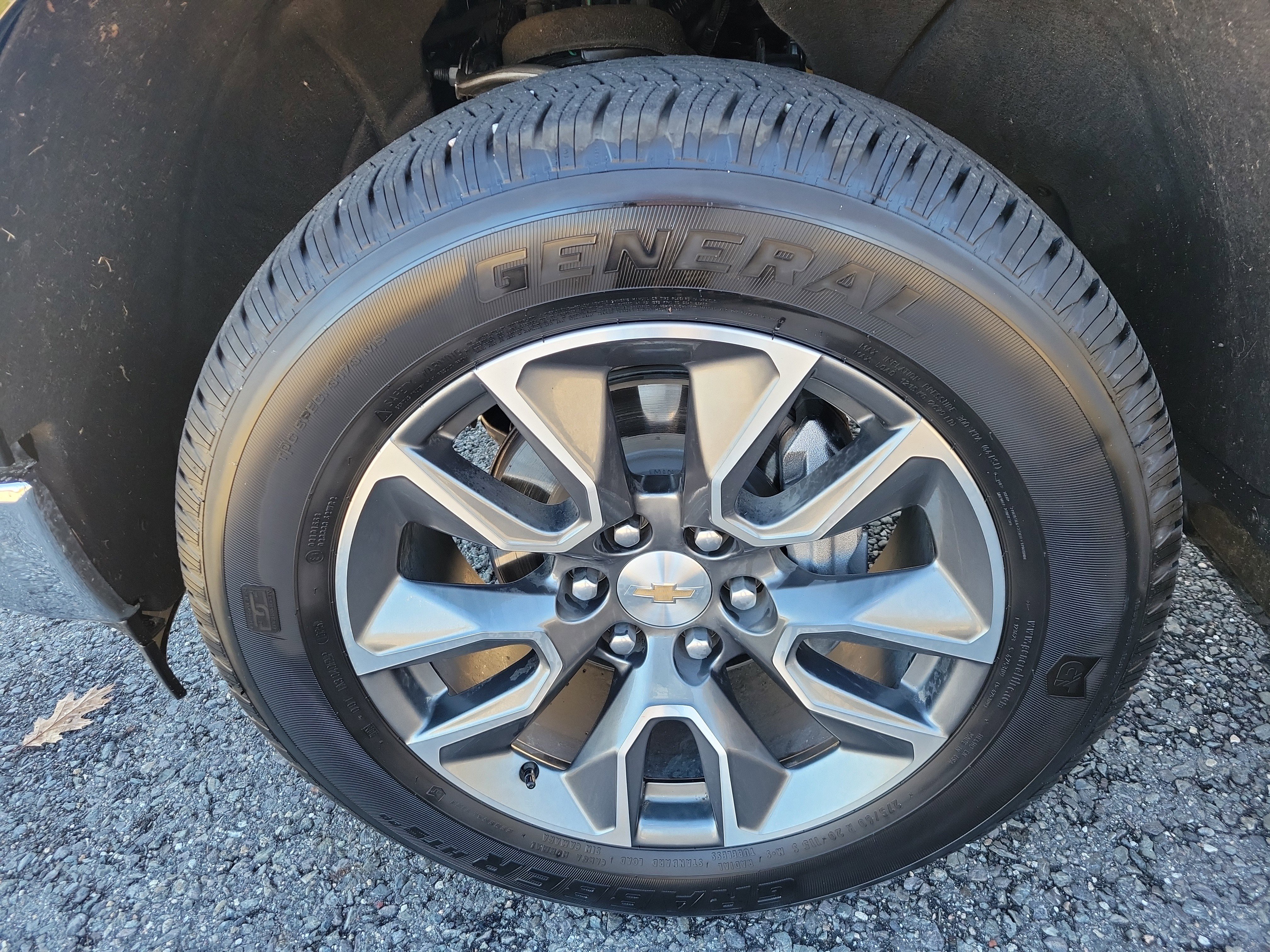 Certified 2025 Chevrolet Silverado 1500 LT image 12