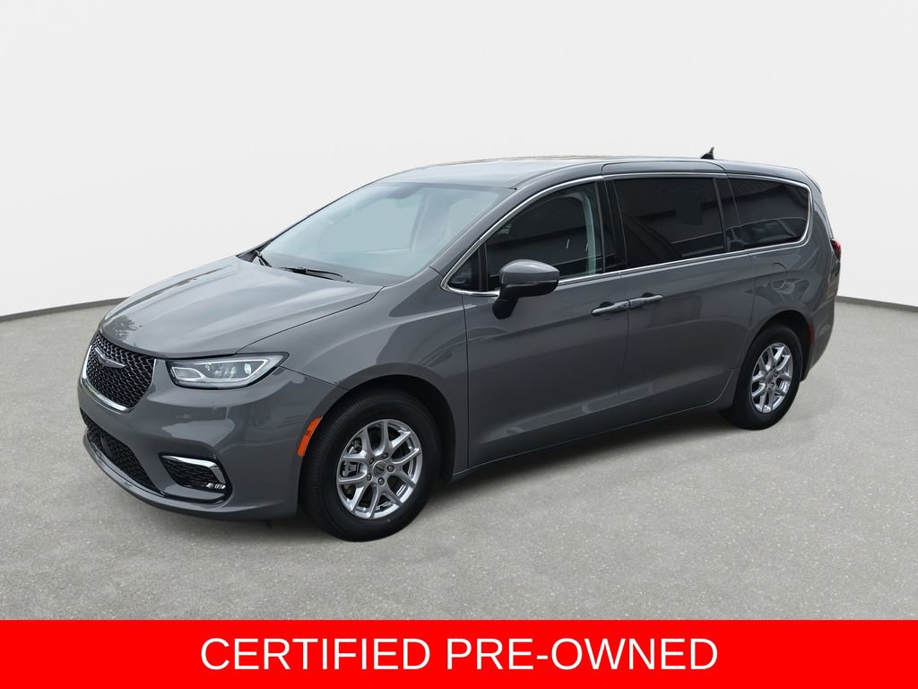 Used 2023 Chrysler Pacifica Touring-L FWD image 38