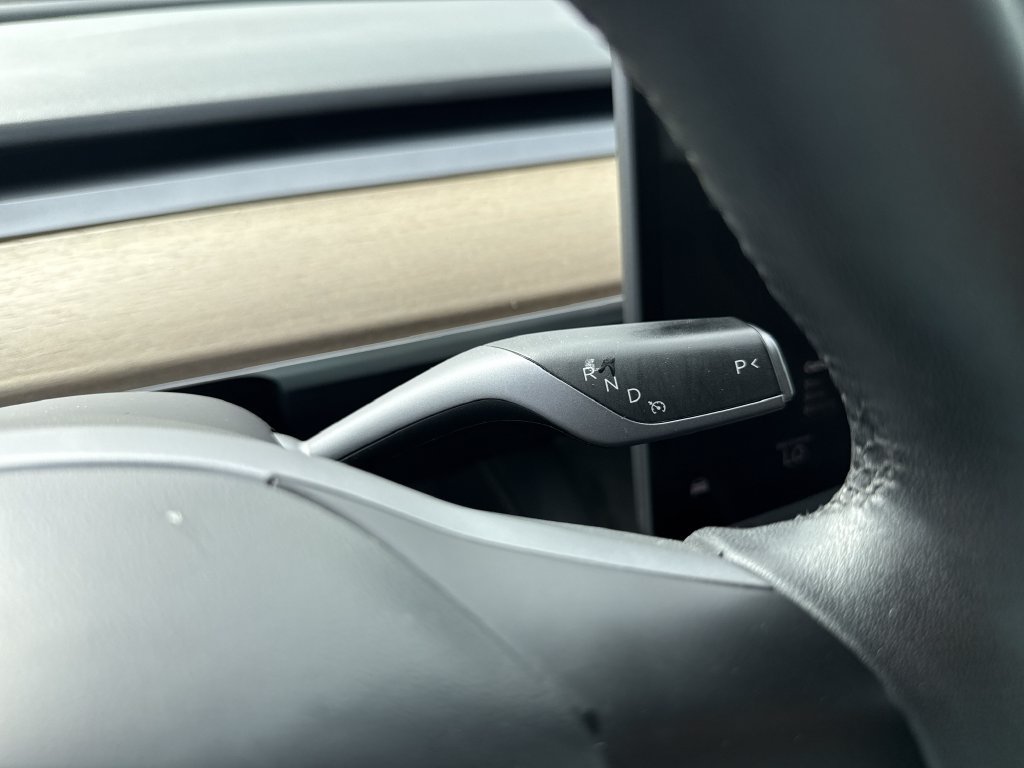 Used 2023 Tesla Model 3 Standard Range RWD image 17