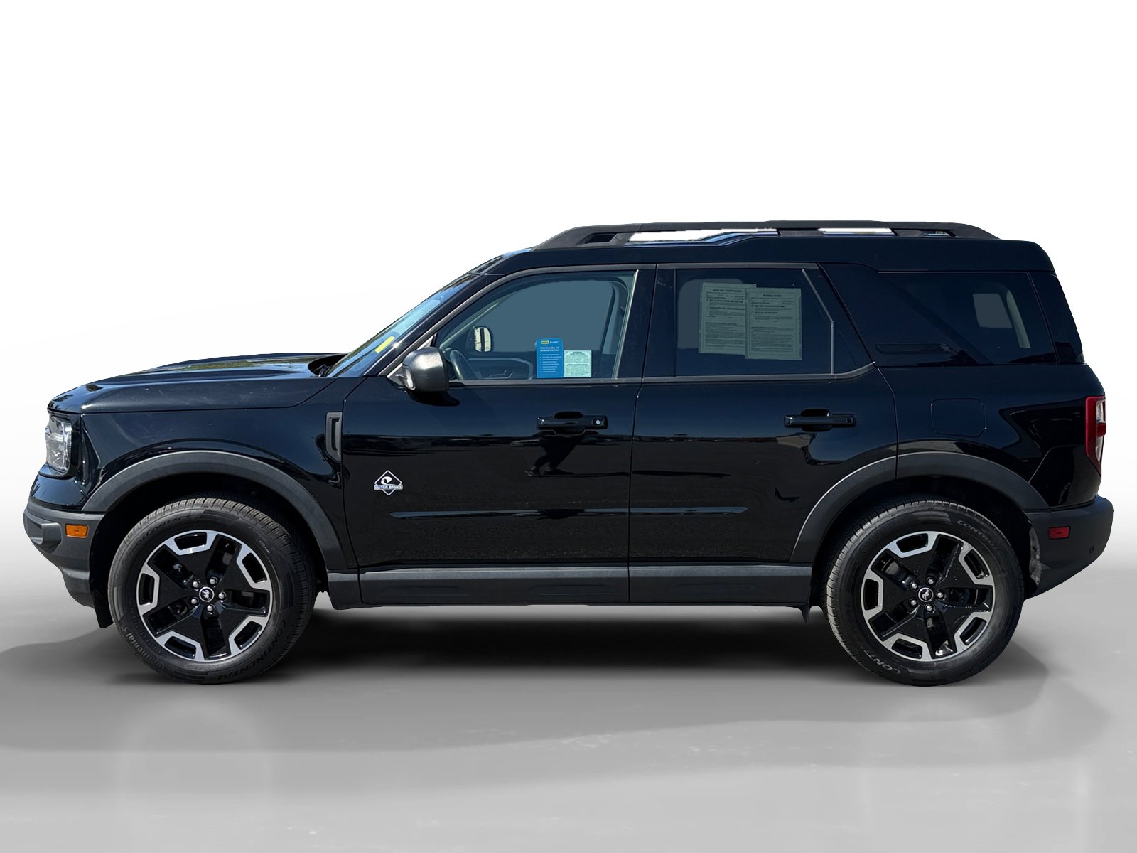 Certified 2022 Ford Bronco Sport Outer Banks w/ Tech Package AWD/4WD image 2