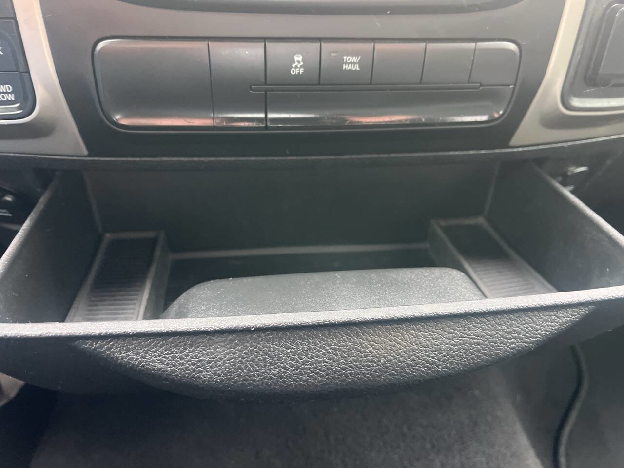 Used 2014 RAM 1500 Big Horn image 31