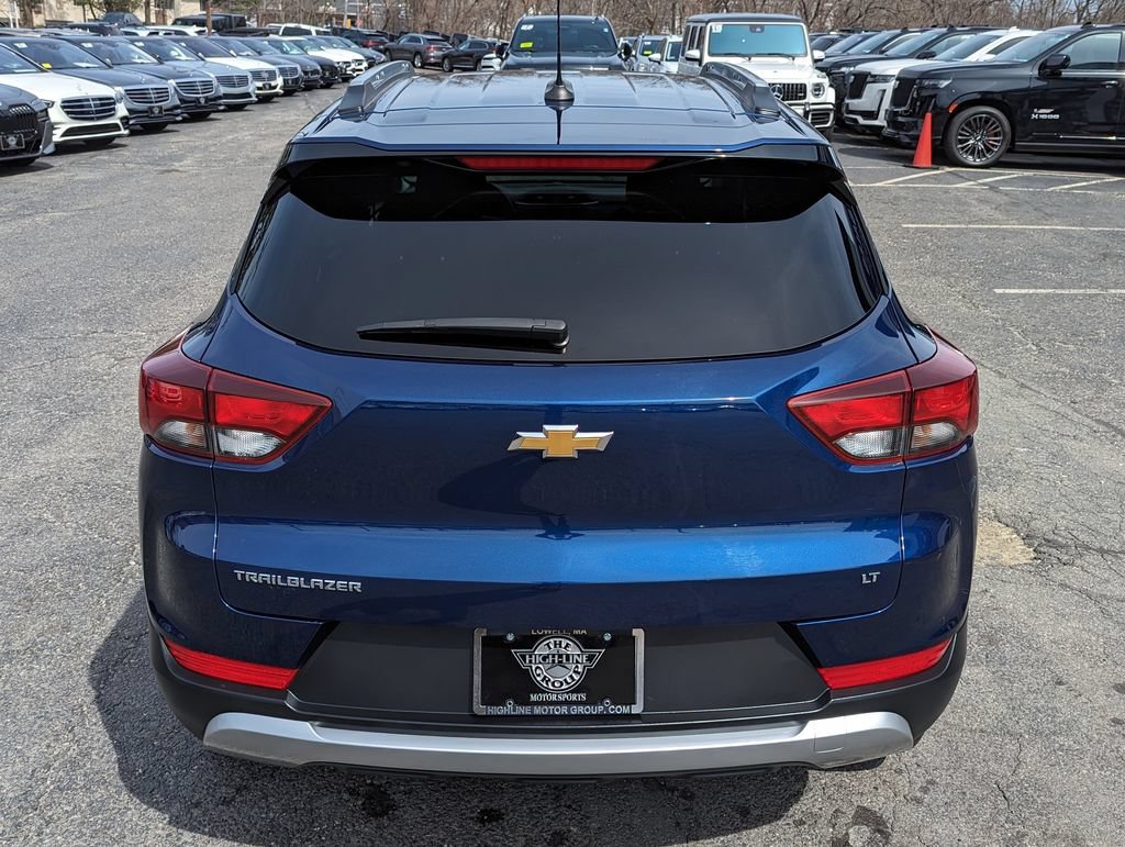 Used 2023 Chevrolet TrailBlazer LT FWD image 8