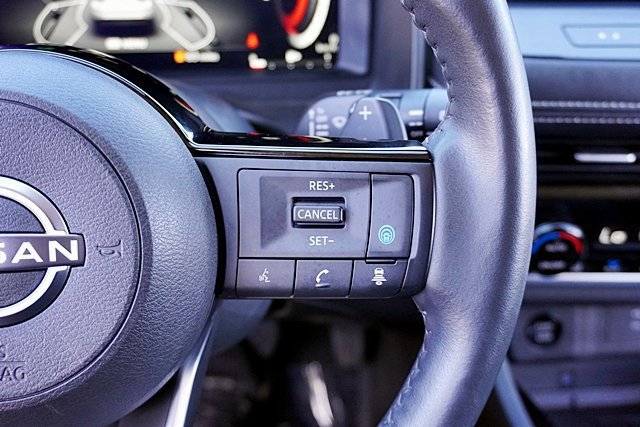 Used 2024 Nissan Rogue SL w/ SL Premium Package FWD image 50