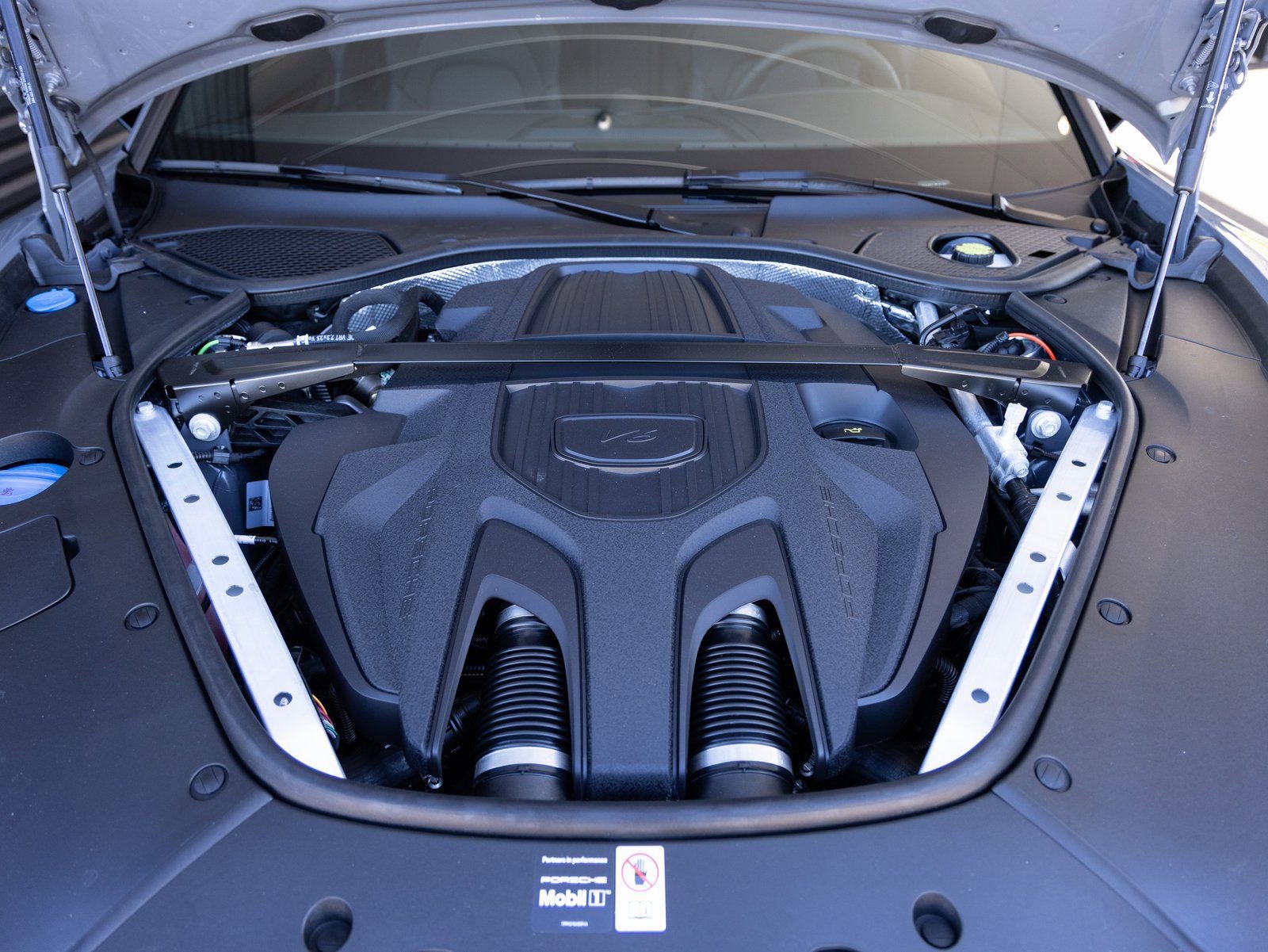 New 2026 Porsche Panamera 4 image 36