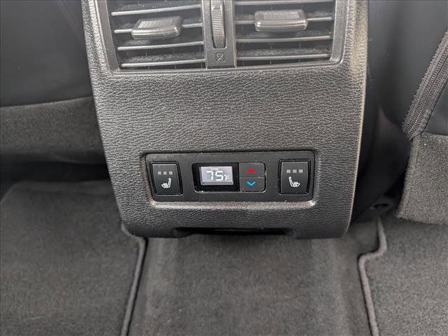Used 2024 Mitsubishi Outlander SEL AWD/4WD image 17
