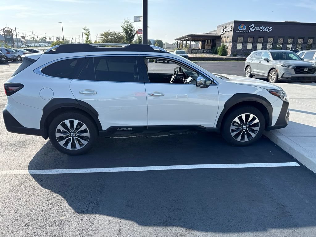 Used 2023 Subaru Outback Touring w/ Popular Package #2 AWD/4WD image 2
