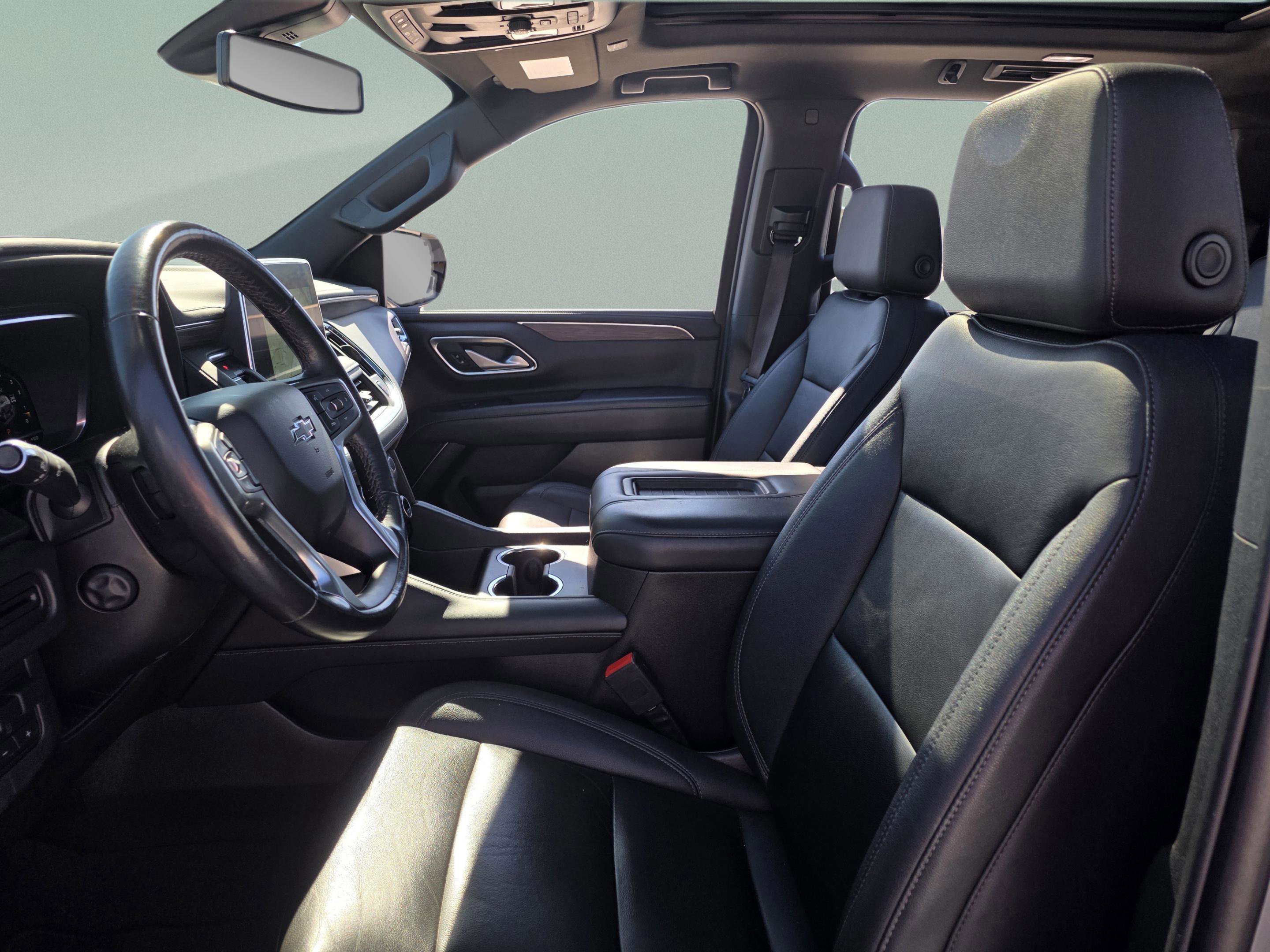 Used 2022 Chevrolet Suburban Z71 w/ Z71 Off-Road Package image 12