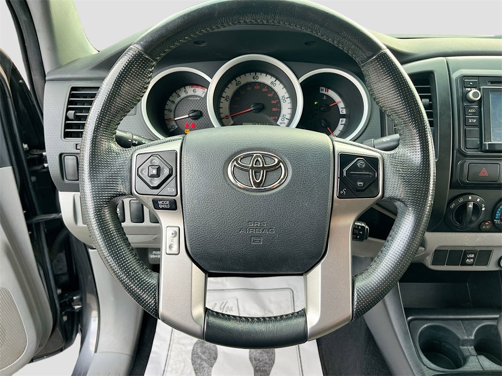 Used 2014 Toyota Tacoma 2WD Double Cab image 11