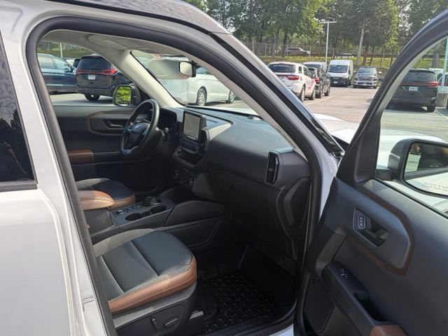 Used 2023 Ford Bronco Sport Outer Banks w/ Tech Package AWD/4WD image 28