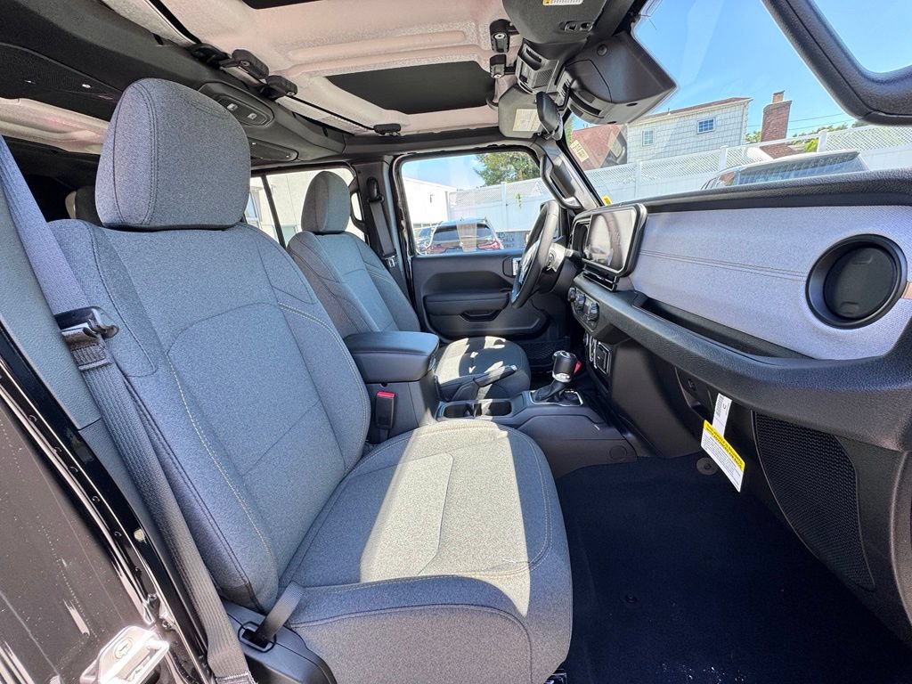 New 2026 Jeep Wrangler Unlimited Sport AWD/4WD image 18