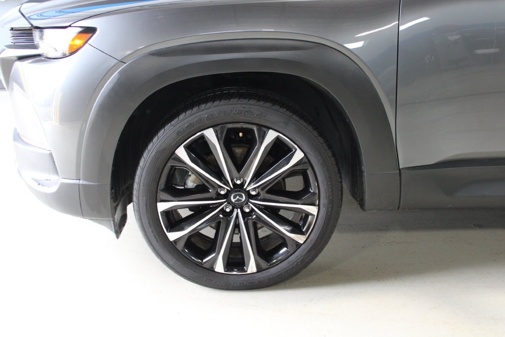 Used 2025 MAZDA CX-50 AWD 2.5 S w/ Premium Plus Pkg image 4