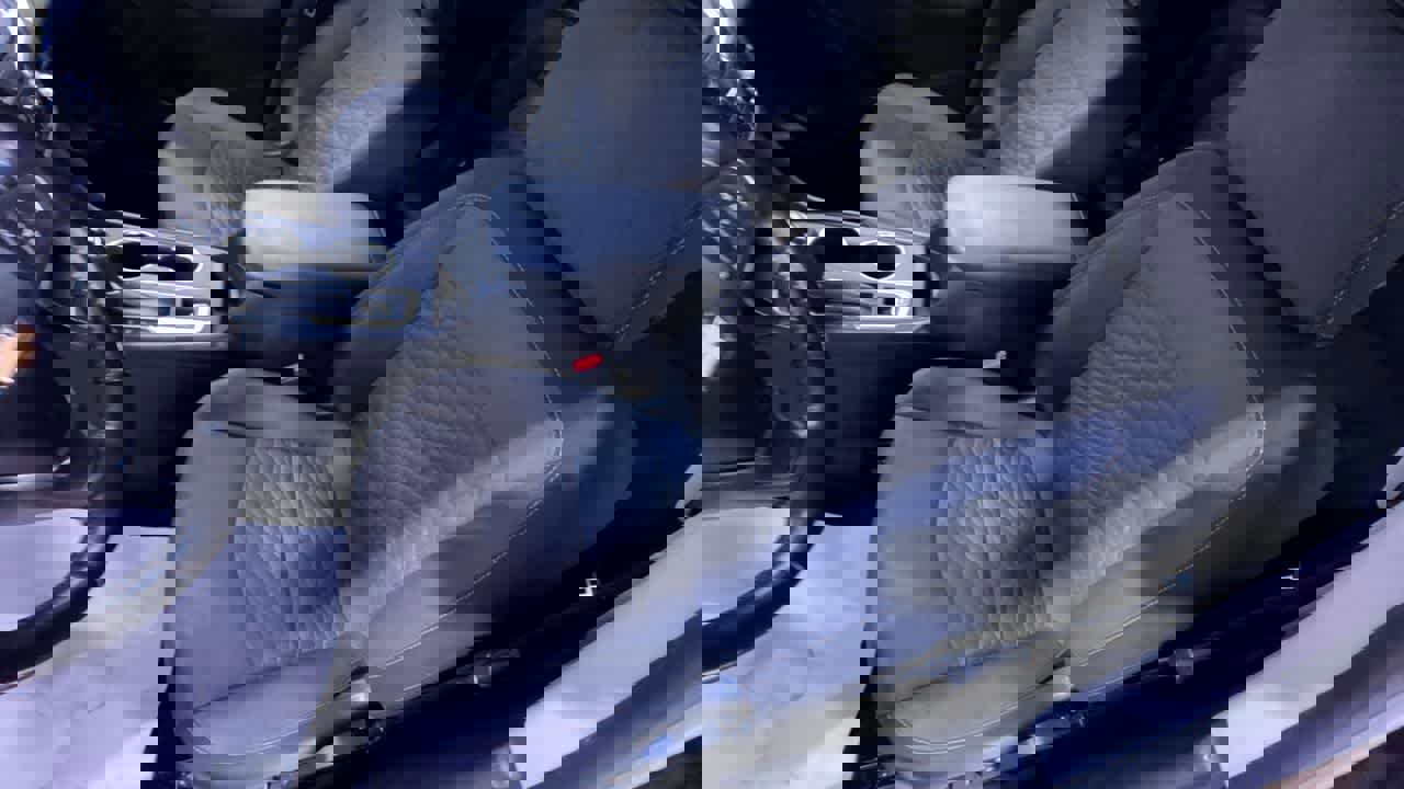 Used 2021 Chevrolet Equinox LT image 14