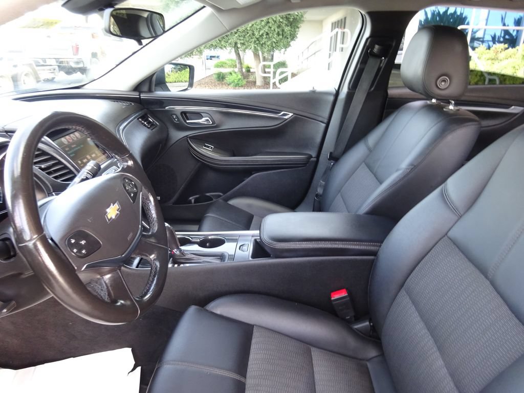 Certified 2018 Chevrolet Impala LT w/ LT Entertainment Package FWD image 13