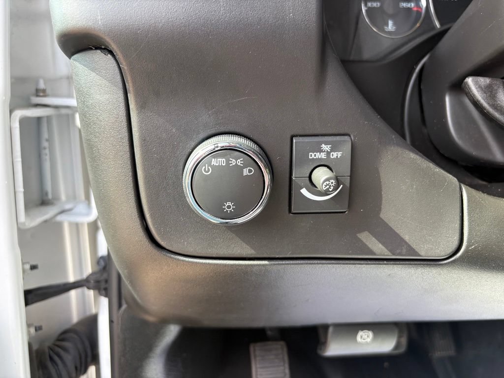Used 2023 Chevrolet Express 3500 LS RWD image 18