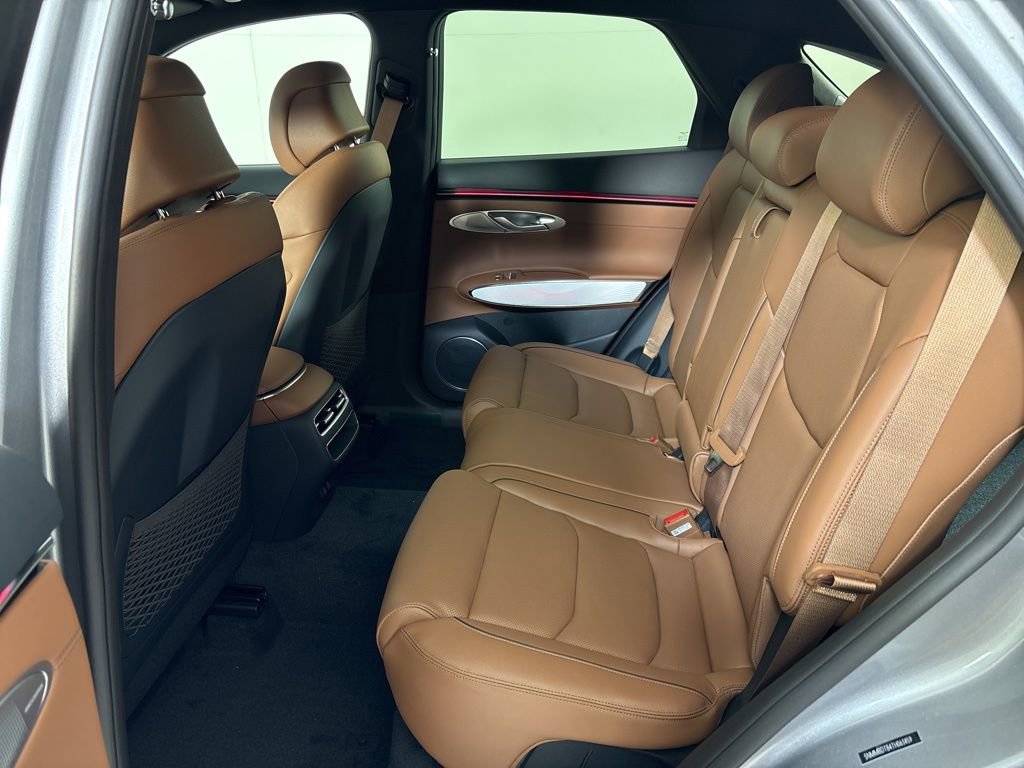 New 2026 Genesis GV70 2.5T Advanced AWD/4WD image 21