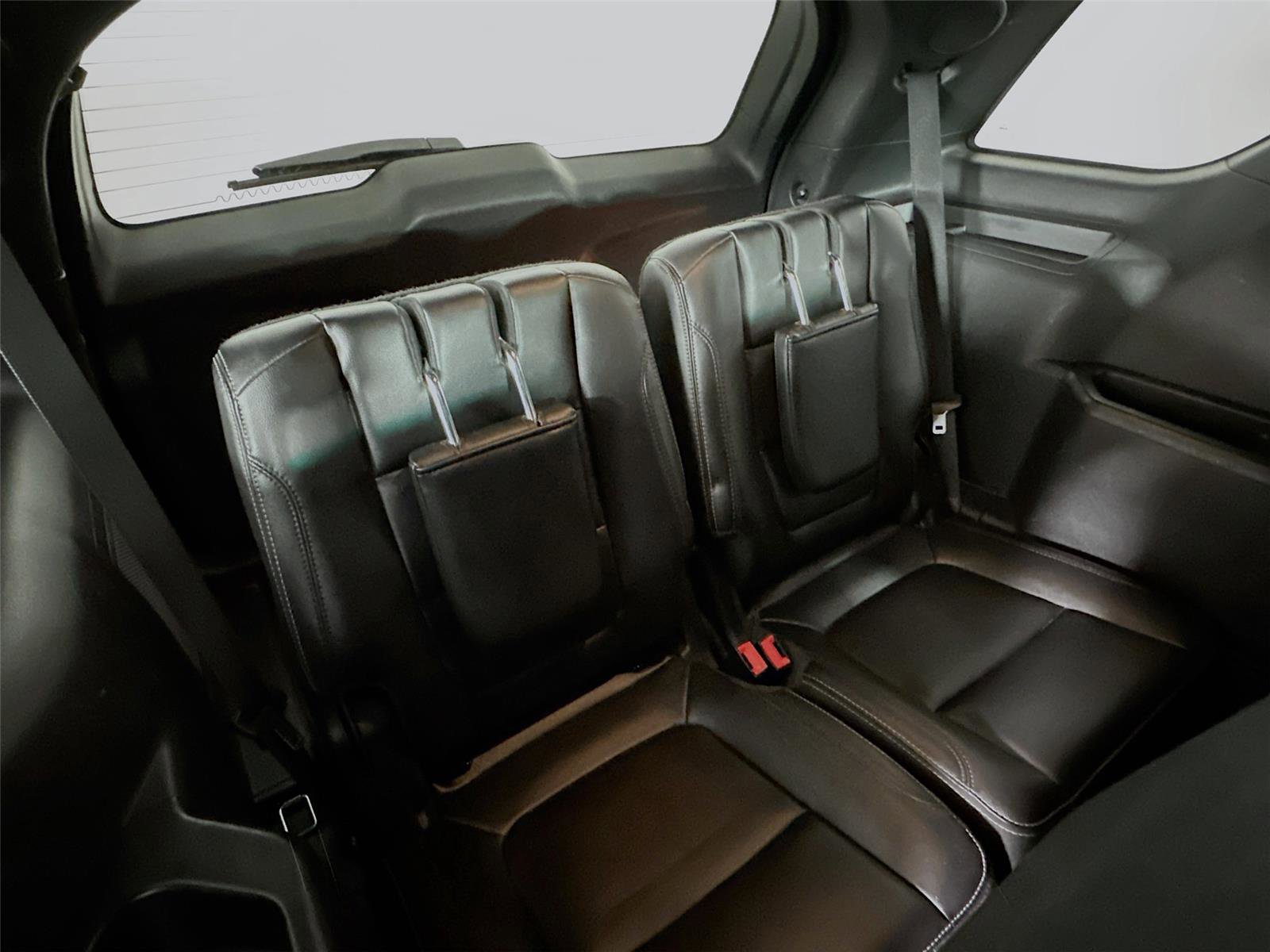 Used 2017 Ford Explorer Limited image 28