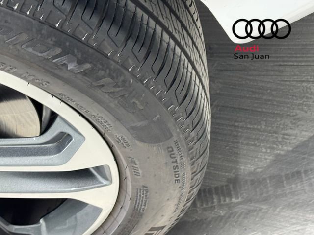 Used 2025 Audi Q5 Premium w/ Convenience Package image 7