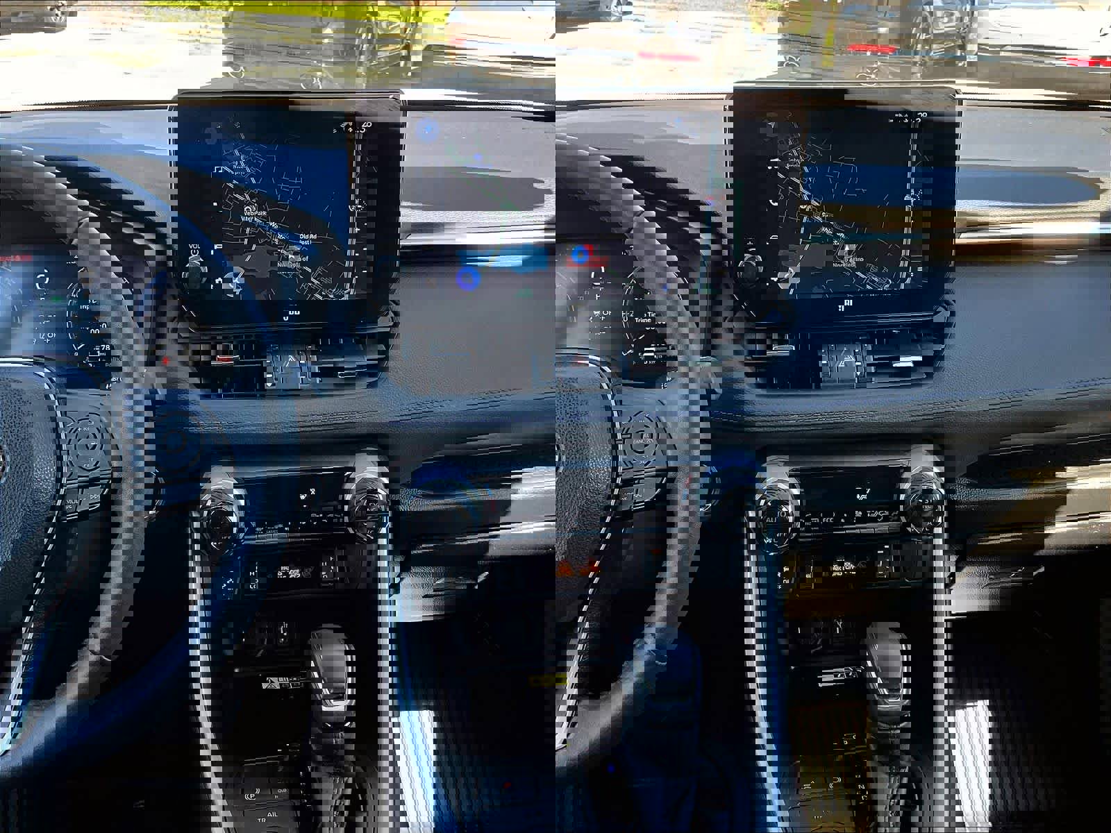 Used 2023 Toyota RAV4 XSE AWD/4WD image 18