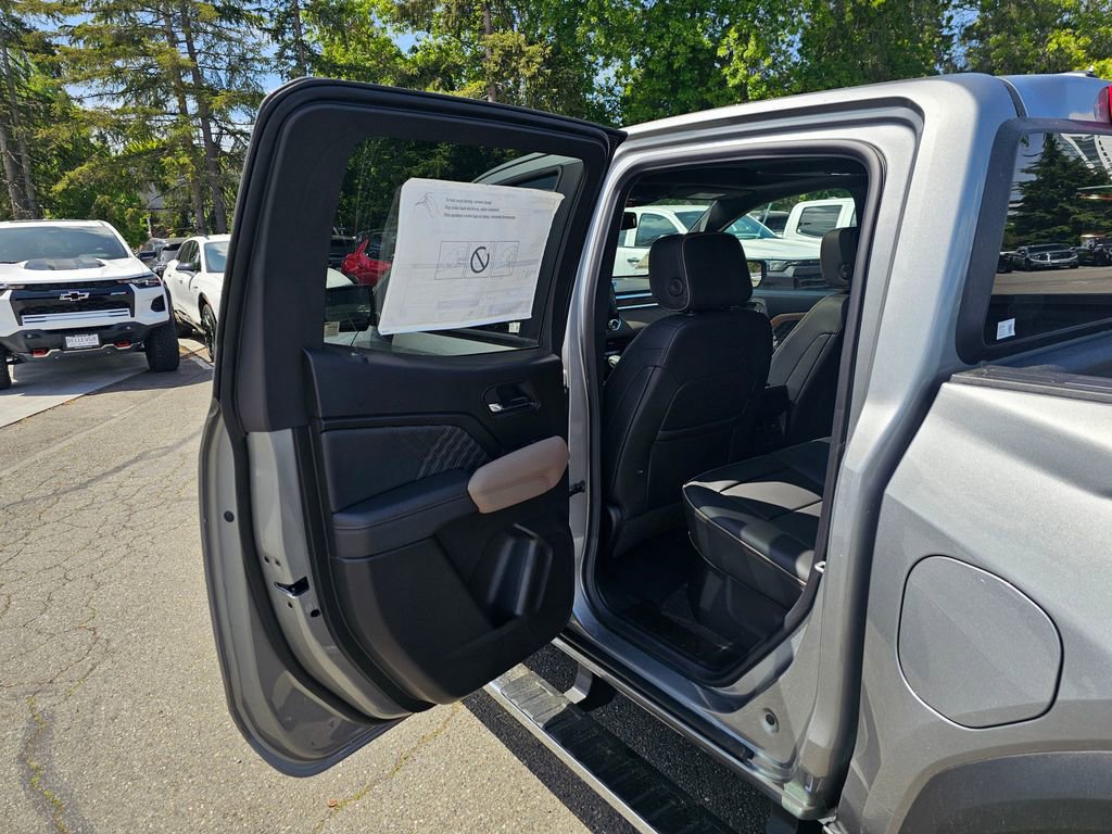 New 2026 GMC Canyon Denali AWD/4WD image 16