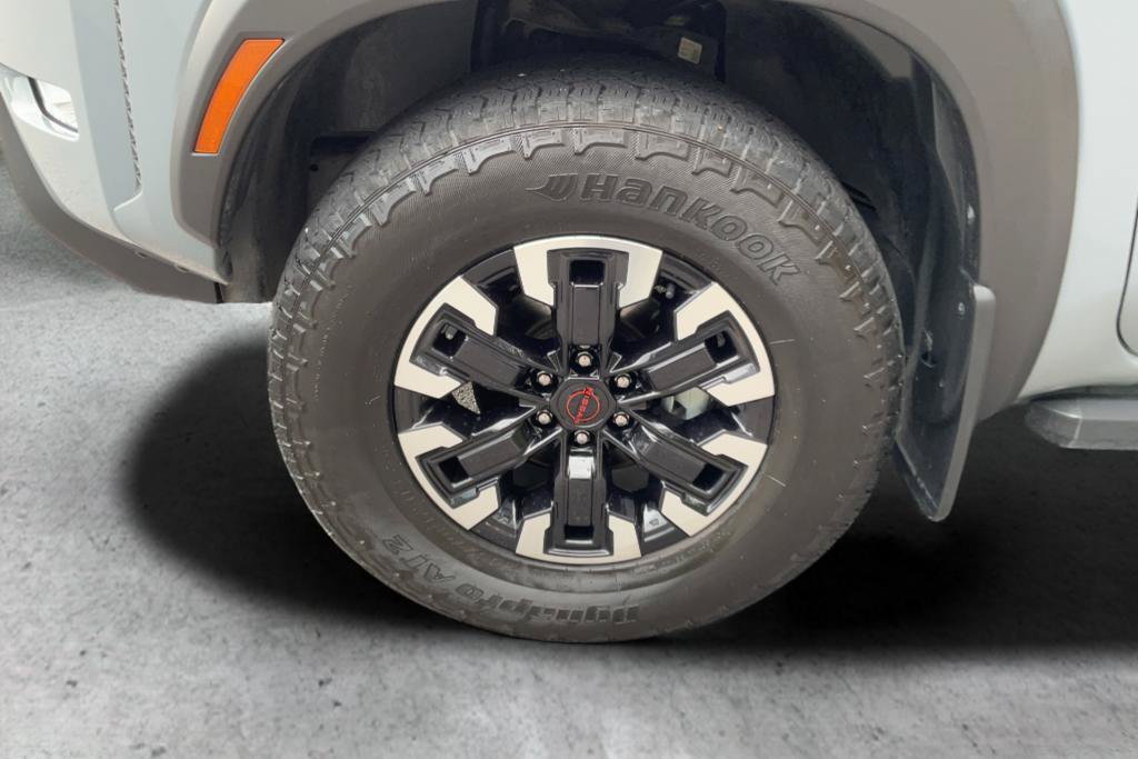Used 2024 Nissan Frontier PRO-4X w/ Technology Package AWD/4WD image 24