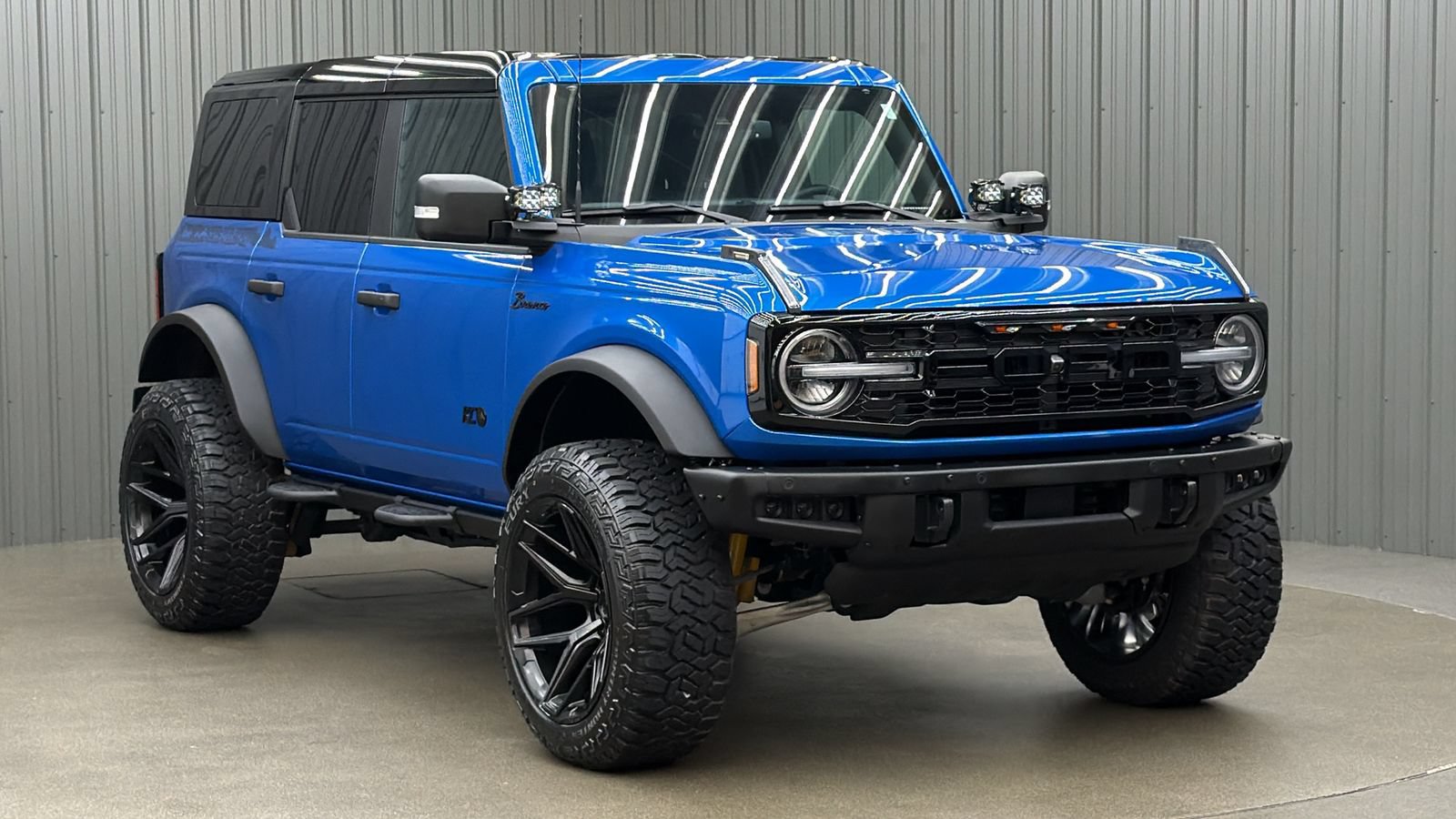 Used 2025 Ford Bronco Badlands AWD/4WD image 7