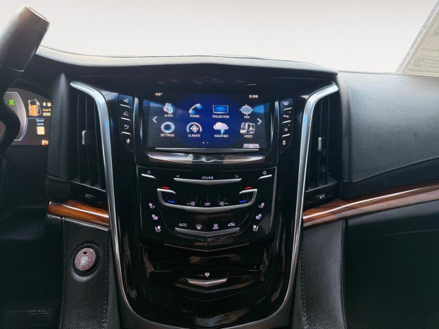 Used 2015 Cadillac Escalade Premium image 8