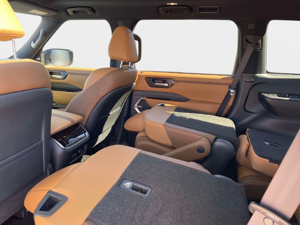 New 2026 Nissan Armada Platinum Reserve AWD/4WD image 17
