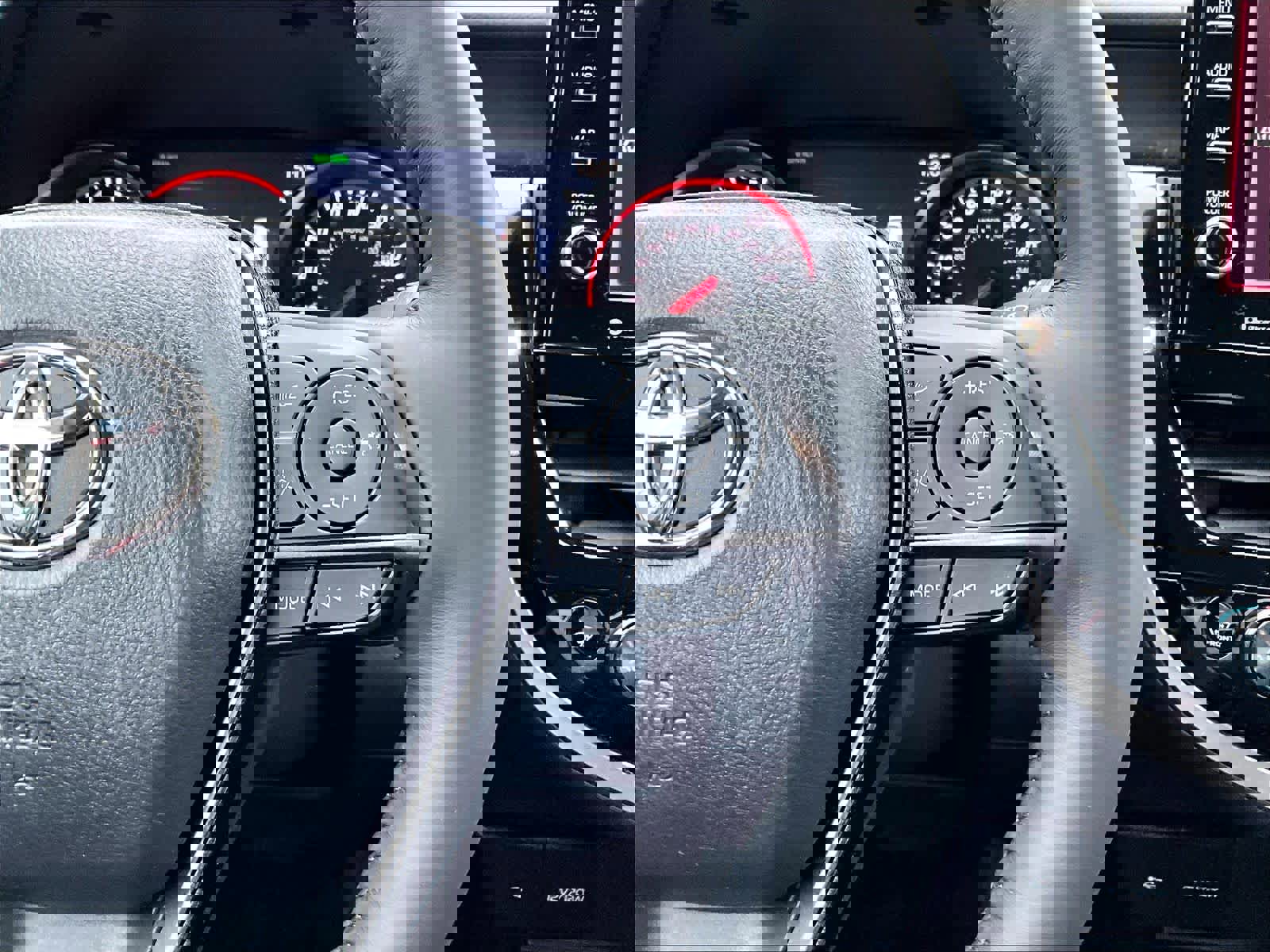 Used 2024 Toyota Camry XSE image 24