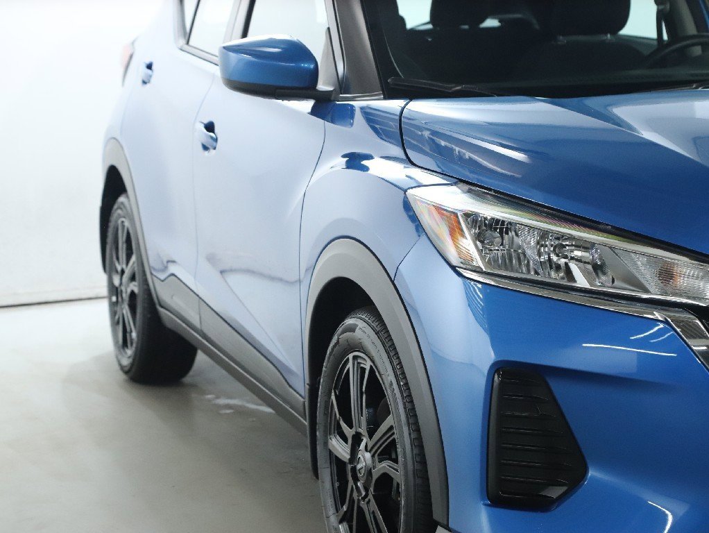 Certified 2024 Nissan Kicks SV w/ Interior Electronics Package image 9