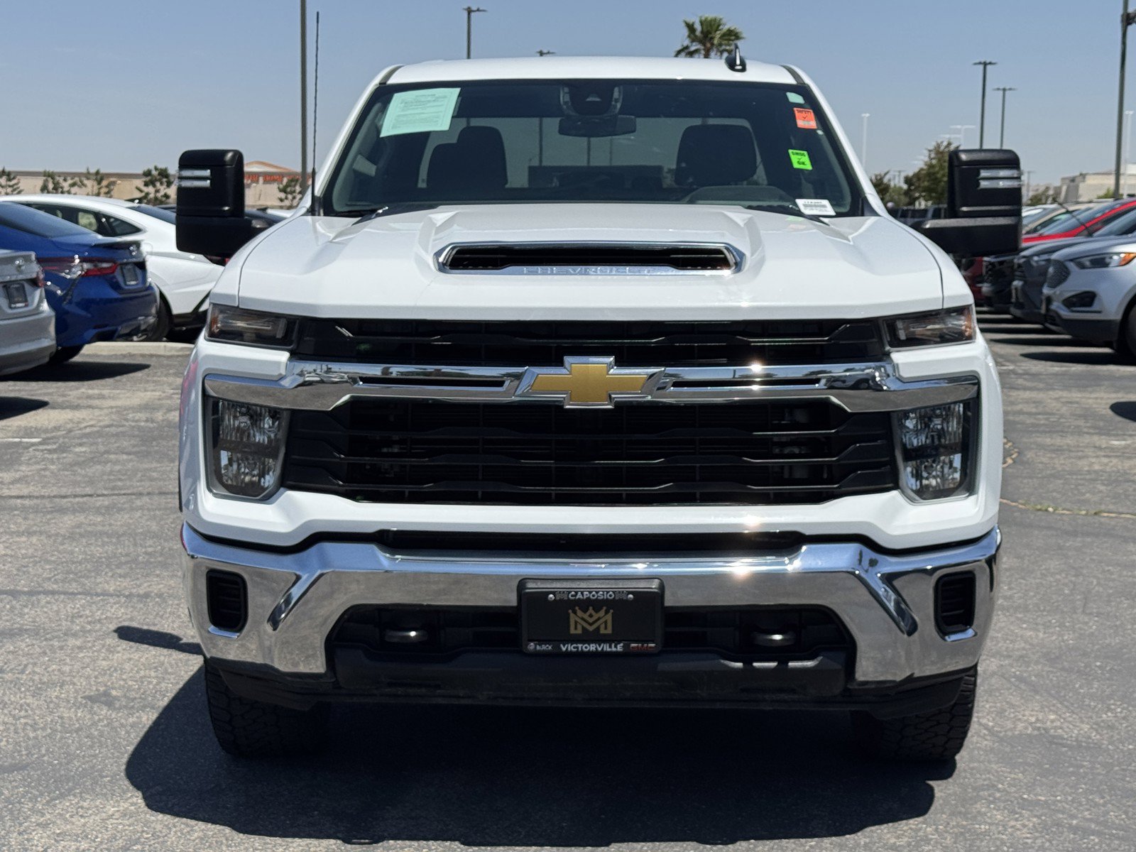 Used 2024 Chevrolet Silverado 2500 LT AWD/4WD image 2