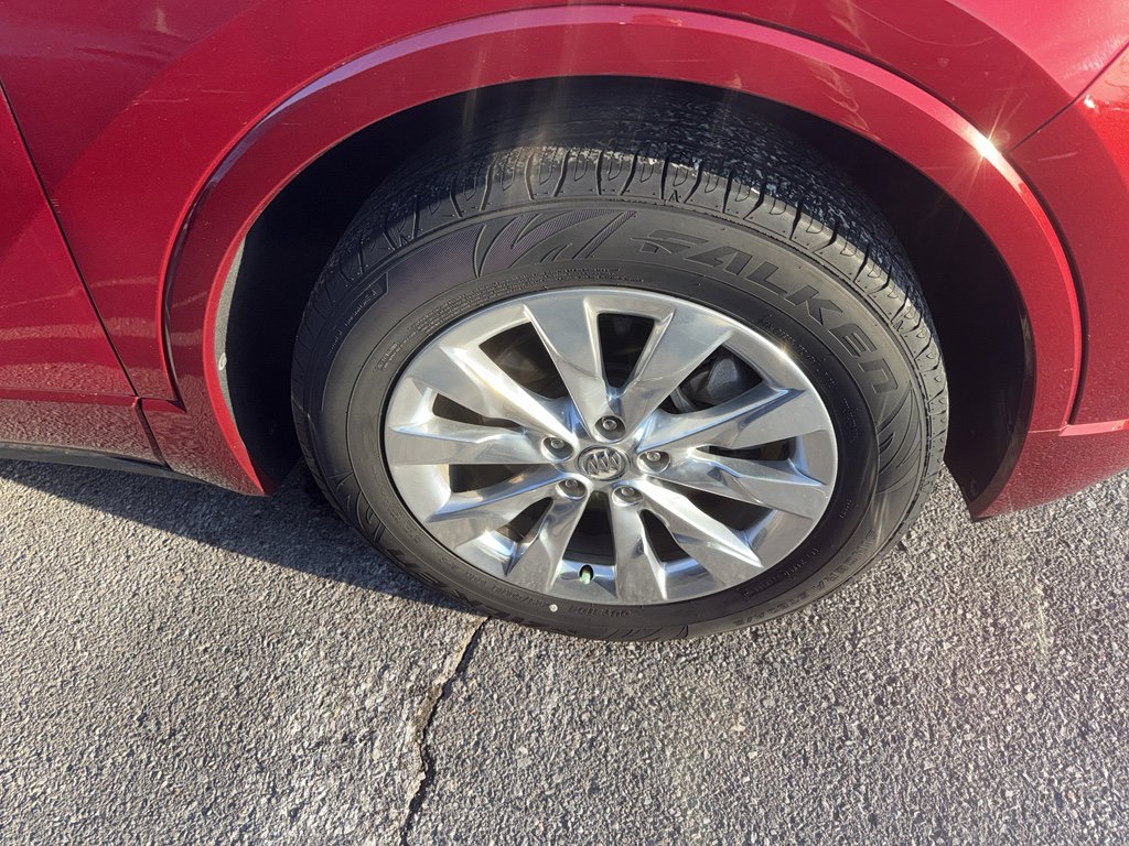 Used 2017 Buick Envision Essence image 3