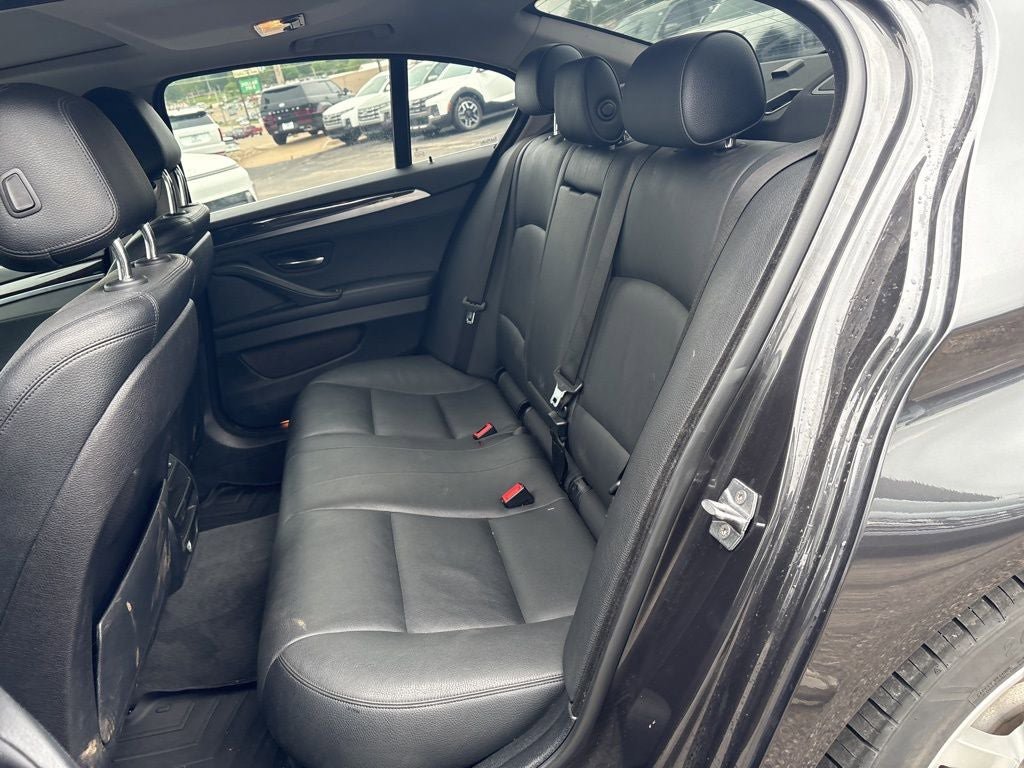 Used 2015 BMW 535i xDrive Sedan AWD/4WD image 9